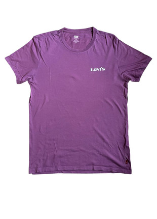 T-shirt Levis violet taille M, brand: Violet, condizioni: Ottime, taglia: M, €15.00, €16.45 include la Protezione acquisti