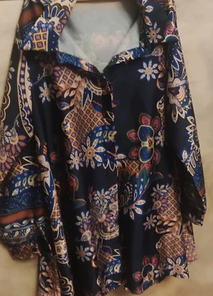 Camicia fantasia, marke: Sarta, zustand: Neu, größe: Einheitsgröße, 2,00 €, 2,80 € inklusive Vinted-Käuferschutz