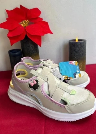 #Baskets neuve Disney Minnie T-34, marque: Disney, état: Très bon état, taille: 34, 11,00 €, 12,25 € Protection acheteurs (Pro) incluse