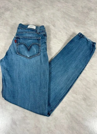 Levi’s Too Superlow T38 – Jean Taille Basse Y2K Bleu Clair Vintage Collector Code 026N, brand: Levi Strauss & Co., condizioni: Buone, taglia: M / IT 42 / EU 38, €22.00, €23.80 include la Protezione acquisti Pro