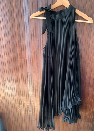 Elegant black cocktail dress, staat: Heel goed, maat: Universele maat, € 4,00, € 4,90 inclusief Kopersbescherming