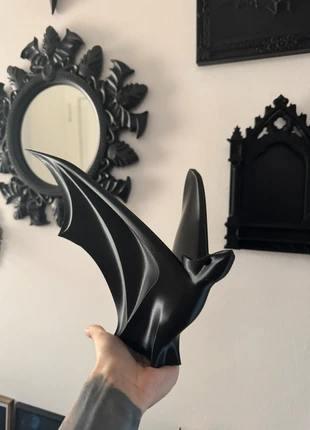 Bat sculpture, merk: Eternal Scream, staat: Nieuw zonder prijskaartje, € 14,90, € 16,35 inclusief Kopersbescherming Pro