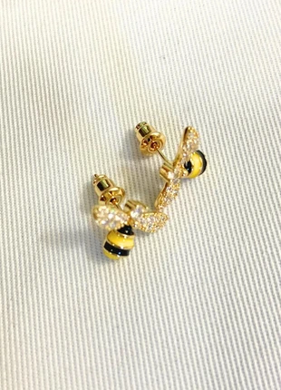 Petites boucles d'oreilles dorées en forme de papillon, chic et élégant, merk: Inconnu, staat: Nieuw met prijskaartje, € 2,50, € 3,33 inclusief Kopersbescherming Pro