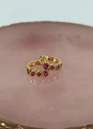 Pendientes aro mini dorado cristal Swarovski granate acero Earrings Boucles d'oreilles créoles, marque: Acero, état: Très bon état, 13,00 €, 14,35 € Protection acheteurs incluse