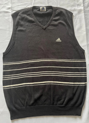 T-shirt sans manches adidas, marque: adidas, état: Très bon état, taille: M, 11,00 €, 12,25 € Protection acheteurs incluse