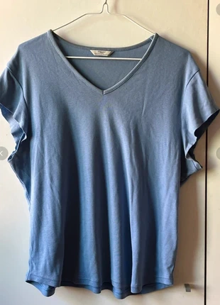 Light blue shirt Marks and Spencer, marque: Marks & Spencer, état: Très bon état, taille: L / 40 / 12, 10,00 €, 11,20 € Protection acheteurs incluse