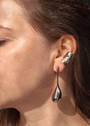 Earcuff argenté style acier inoxydable (pour l’oreille gauche), marke: COS, zustand: Sehr gut, 19,00 €, 20,65 € beinhaltet Vinted-Käuferschutz Pro