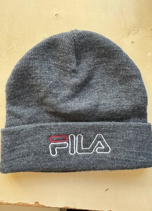FILA gray beanie, marca: FILA, estado: Muy bueno, tamaño: Talla única, 5,00 €, 5,95 € Protección al comprador incluida