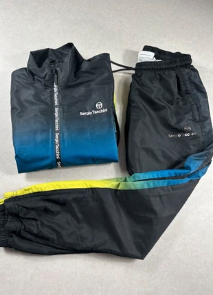 Ensemble survetement jogging sergio tacchini Taille M 470, brand: Sergio Tacchini, condition: Good, size: M, €40.00, €42.70 includes Buyer Protection