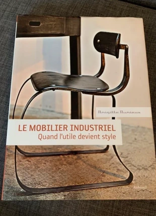 Livre Le Mobilier Industriel, zustand: Sehr gut, 33,00 €, 35,35 € inklusive Vinted-Käuferschutz