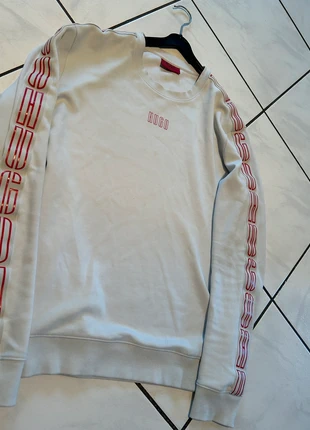 Hugo Boss Sweatshirt Weiß-Rot, marque: Hugo Boss, état: Très bon état, taille: L, 20,00 €, 21,70 € Protection acheteurs incluse