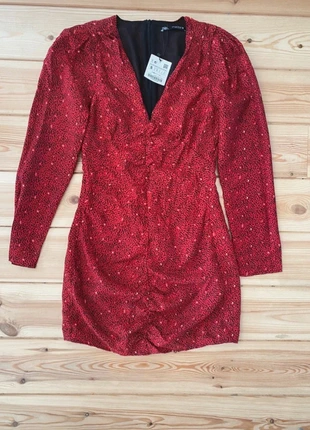 Robe Zara, brand: Zara, condizioni: Nuovo con cartellino, taglia: S / IT 40 / EU 36, €7.00, €8.05 include la Protezione acquisti