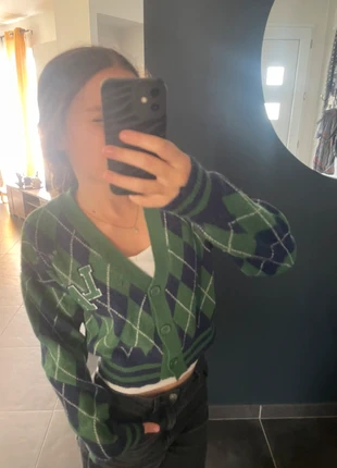 Cardigan vert Jennyfer, marke: Jennyfer, zustand: Gut, größe: XS / 34 / 6, 2,00 €, 2,80 € inklusive Vinted-Käuferschutz