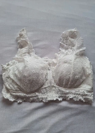 Brassière blanche sans armature – Taille 90 - NEUF, marque: Seinrénité, état: Neuf sans étiquette, taille: 90B, 9,00 €, 10,15 € Protection acheteurs incluse