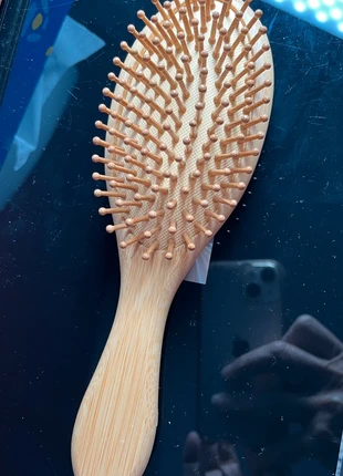 Brosse et picots en bambou, staat: Nieuw met prijskaartje, € 6,00, € 7,00 inclusief Kopersbescherming