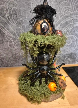 Unieke Halloween/Heksthema verlichte zuil op boomschijf met poison bottle en spin, brand: Halloween Witch, condizioni: Nuovo con cartellino, €19.95, €21.65 include la Protezione acquisti