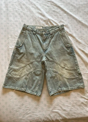 Jeans Shorts Baggy Zara, marque: Zara, état: Neuf sans étiquette, taille: W30 | FR 40, 8,50 €, 9,63 € Protection acheteurs incluse