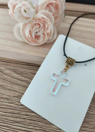 🌿 Collier cordelette noir pendentif croix pierre transparente reflet, brand: Religion, condition: New without tags, €2.00, €2.80 includes Buyer Protection
