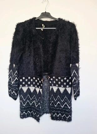 Gilet noir et blanc à motifs géométriques Paris Et Moi Collection taille M / 38, brand: Paris et Moi, condition: Very good, size: M / 38 / 10, €7.00, €8.05 includes Buyer Protection