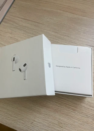 Écouteurs Apple AirPods 3ème génération 🎧, brand: Apple, condizioni: Nuovo con cartellino, €33.00, €35.35 include la Protezione acquisti