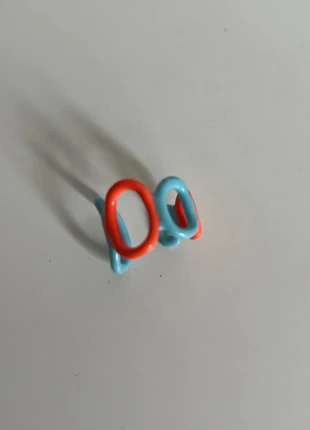 Anello regolabile colorato rosso e azzurro – Nuovo, marque: Fashion, état: Neuf sans étiquette, taille: Ajustable, 8,00 €, 9,10 € Protection acheteurs incluse