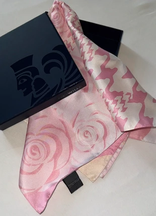 Original Frey Wille Seidentuch, marke: Michaela Frey, zustand: Neu, 35,00 €, 37,45 € inklusive Vinted-Käuferschutz