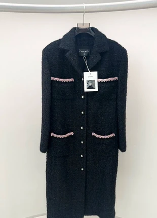 Chanel Jacekt, marque: Chanel, état: Très bon état, taille: S / 36 / 8, 5 500,00 €, 5 610,00 € Protection acheteurs incluse