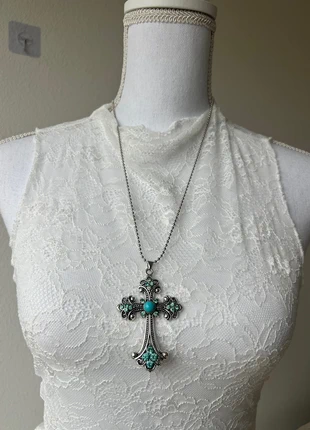 Vintage cross necklace, marque: Vintage Dressing, état: Très bon état, 7,50 €, 8,58 € Protection acheteurs incluse
