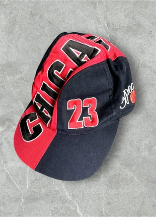 Casquette chicago basketball vintage 90’s - Logo brodé - 23, marque: Vintage Dressing, état: Très bon état, taille: Taille unique, 19,90 €, 21,60 € Protection acheteurs incluse