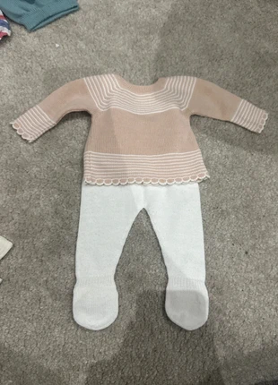 Conjunto coral, marca: Baby Fashion, estado: Muito bom, tamanho: Até 1 mês / 50 cm, €5.00, €5.95 inclui Proteção do Comprador