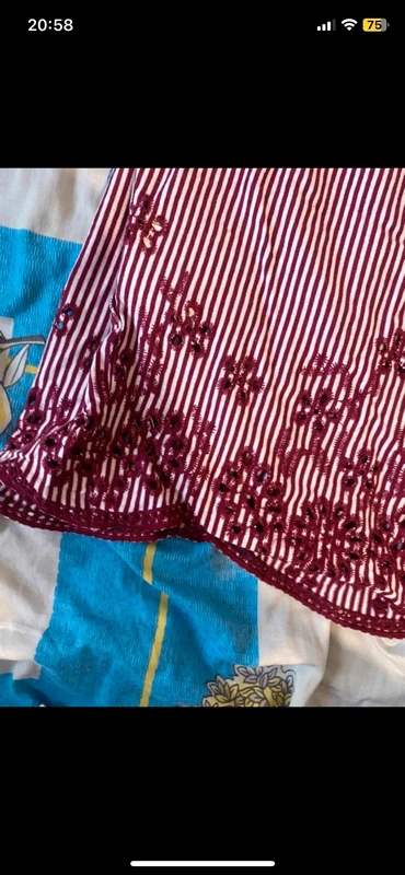 Haut bordeaux - photo numéro 2