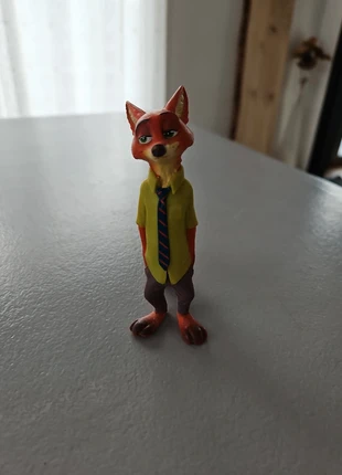 Figurine zootopia, condition: New without tags, size: 3 years / 98 cm, €4.00, €4.90 includes Buyer Protection