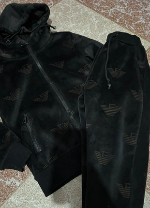 chandal niño, marque: Furia Rossa, état: Très bon état, taille: 4 ans / 104 cm, 5,00 €, 5,95 € Protection acheteurs incluse