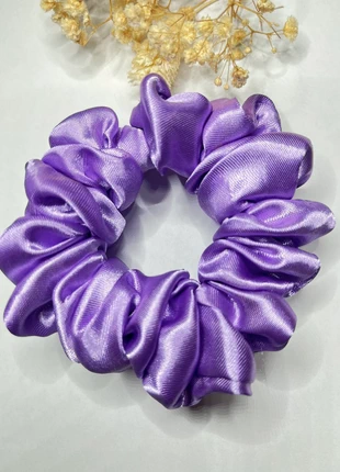 Chouchou élastique scrunchie en satin, marca: Boutique Parisienne, estado: Muy bueno, 3,00 €, 3,85 € Protección al comprador Pro incluida