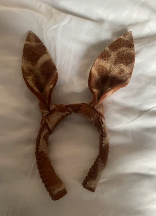 Giraffe ears 🦒, brand: Handmade, condition: Very good, size: M, £5.00, £5.95 includes Buyer Protection