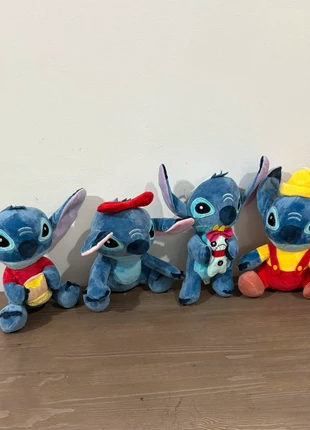 peluches Stitch Disney – 4 modèles différents – Pièces disponibles !, marque: Stitch, état: Neuf sans étiquette, taille: Taille unique, 10,00 €, 11,20 € Protection acheteurs incluse
