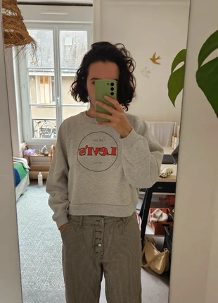 Sweat gris vintage | Levi's, brand: Levi's, condition: Very good, size: S / 36 / 8, €10.00, €11.20 includes Buyer Protection