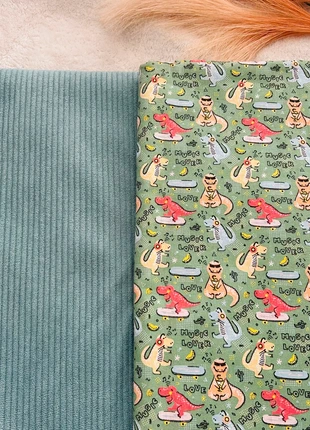 Lot de tissu velours côtelé et tissu coton fleuri, marque: Okeo-tex, état: Neuf sans étiquette, 8,99 €, 10,14 € Protection acheteurs (Pro) incluse