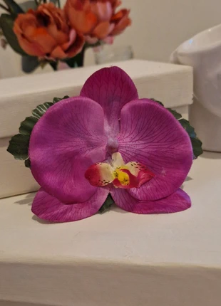 Set 2 pinzas orquídea grande accesorio pelo flor blanca y fucsia estilo tropical, marca: Local, estado: Muy bueno, 4,00 €, 4,90 € Protección al comprador incluida