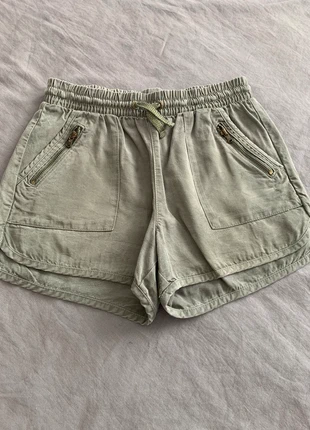 Pantalones cortos hym talla 9-10 años, merk: H&M, staat: Heel goed, maat: 9 jaar / 134 cm, € 4,00, € 4,90 inclusief Kopersbescherming