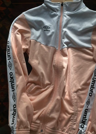 Veste Umbro, style sportswear, rose, saumon et blanche, merk: Umbro, staat: Heel goed, maat: S / 36 / 8, € 6,00, € 7,00 inclusief Kopersbescherming
