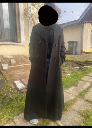 Manteau cintrée noir long , marque: sans marque, état: Neuf sans étiquette, taille: M / 38 / 10, 60,00 €, 63,70 € Protection acheteurs incluse