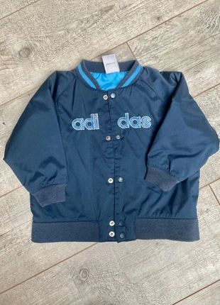 Giacca Adidas bambino, marca: adidas, estado: Muito bom, tamanho: 24-36 meses / 92 cm, €8.00, €9.10 inclui Proteção do Comprador