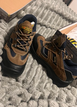 Chaussures, marque: Safety Jogger, état: Neuf avec étiquette, taille: 41, 10,00 €, 11,20 € Protection acheteurs incluse