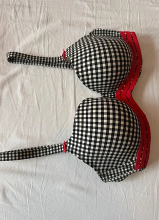 Prima Donna Gentlelady Voorgevormde Balconette BH, marca: PrimaDonna, estado: Muito bom, tamanho: 70F, €18.00, €19.60 inclui Proteção do Comprador