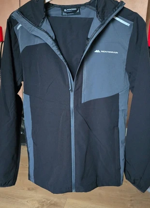 Selling monterrain traksuit 100 euro for both pants and jumper send me a dm if intrested, brand: Monterrain, condition: New with tags, size: 11 years / 146 cm, €100.00, €105.70 includes Buyer Protection