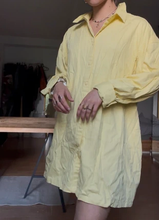 Asos shirt dress buttons yellow oversized y2k blogger, merk: ASOS, staat: Heel goed, maat: M / 38 / 10, € 7,00, € 8,05 inclusief Kopersbescherming