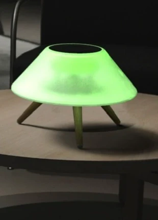 Bluetooth Speaker + Wireless charging Lamp, brand: Nabo, condizioni: Ottime, €8.00, €9.10 include la Protezione acquisti