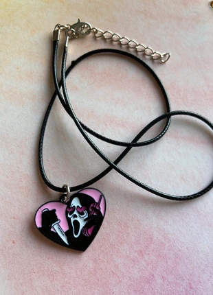 Scream ghost face heart pendant necklace, brand: Scream, condition: New without tags, £3.00, £3.85 includes Buyer Protection