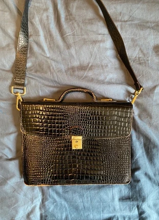 Sac vintage effet crocodile noir, condition: Good, €2.00, €2.80 includes Buyer Protection